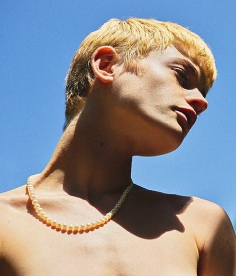 Nacktes geleaktes OnlyFans-Foto von Esther Mcgregor