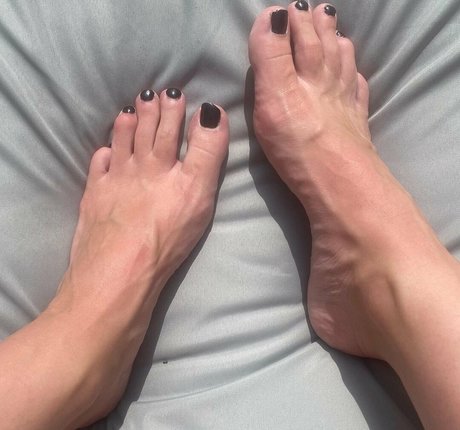 Nacktes geleaktes OnlyFans-Foto von Callyfeet33