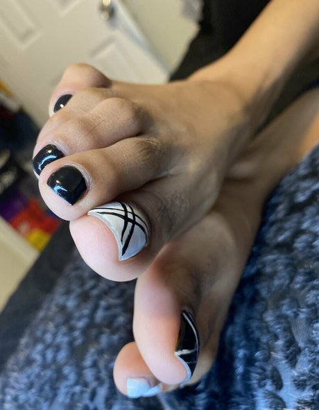 Nacktes geleaktes OnlyFans-Foto von Tenlittoes