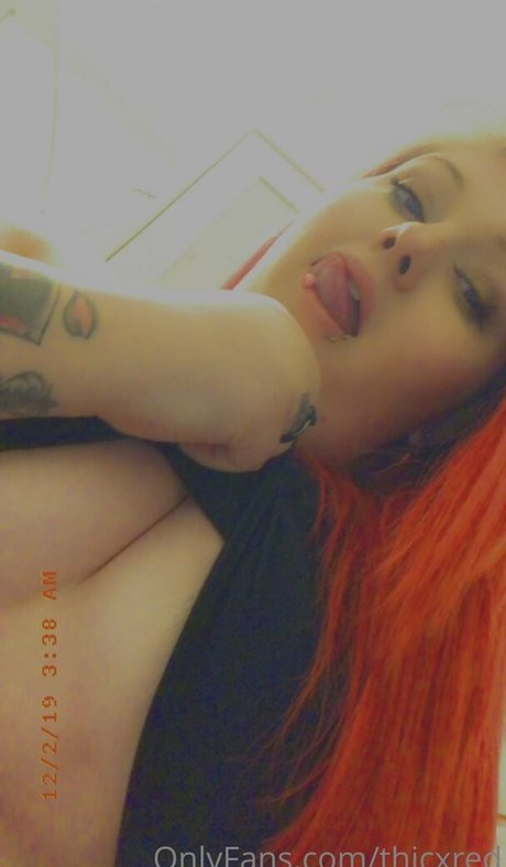 Nacktes geleaktes OnlyFans-Foto von Thicxred