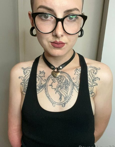 Nacktes geleaktes OnlyFans-Foto von Ravenlove22