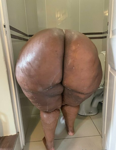 Nacktes geleaktes OnlyFans-Foto von Kandi Pear