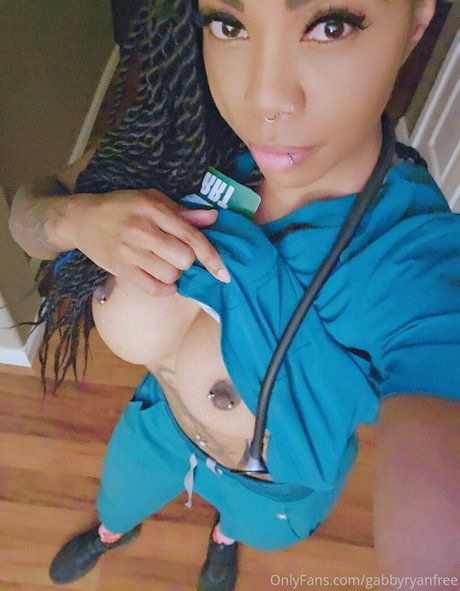 Nacktes geleaktes OnlyFans-Foto von Gabbyryanfree