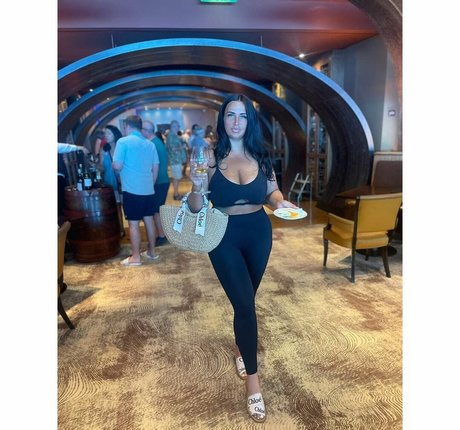 Nacktes geleaktes OnlyFans-Foto von Katrina Louise Paul