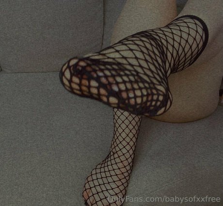 Nacktes geleaktes OnlyFans-Foto von Babysofxxfree