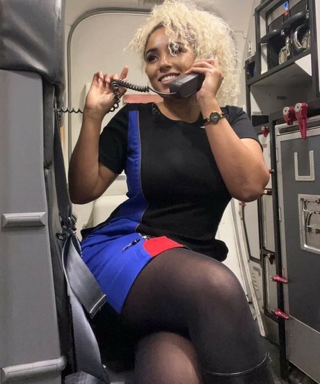 Nacktes geleaktes OnlyFans-Foto von Office Sluts