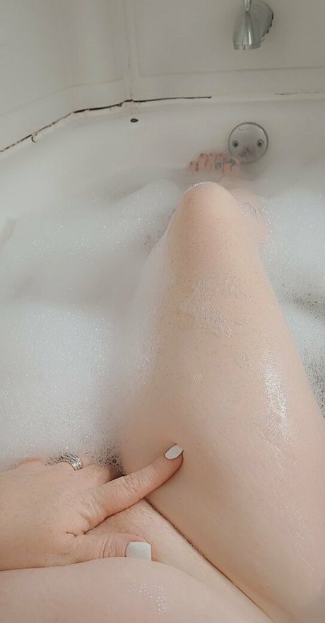 Nacktes geleaktes OnlyFans-Foto von Redlotus6170