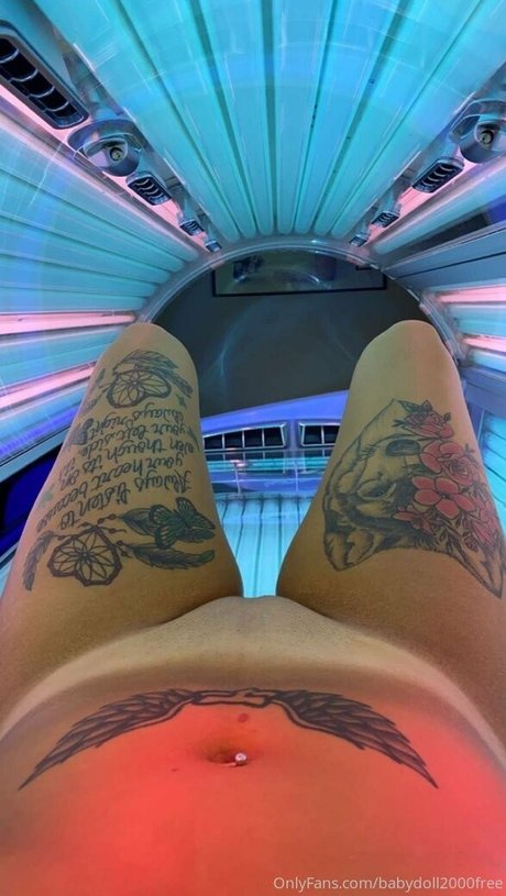 Nacktes geleaktes OnlyFans-Foto von Babydoll2000free