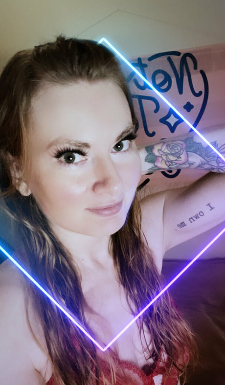 Nacktes geleaktes OnlyFans-Foto von Cathyreisenwitz