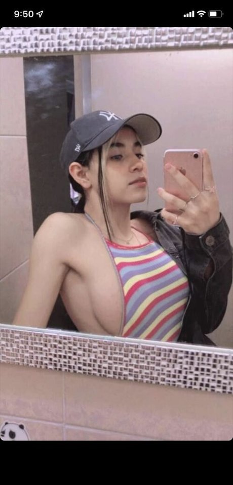 Nacktes geleaktes OnlyFans-Foto von Cmp Perla