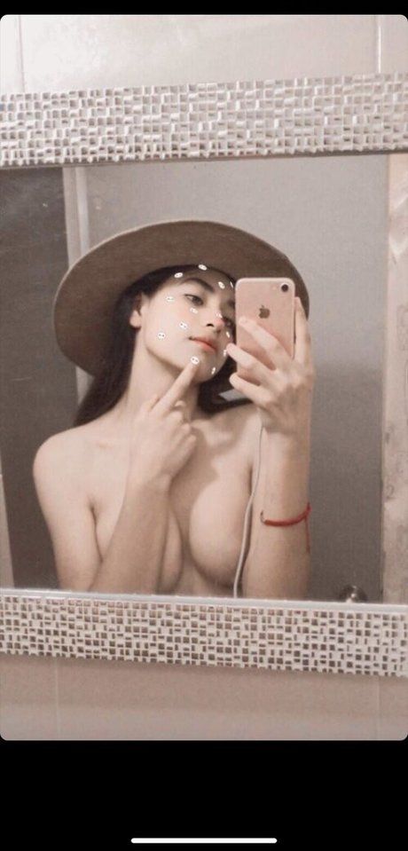 Nacktes geleaktes OnlyFans-Foto von Cmp Perla