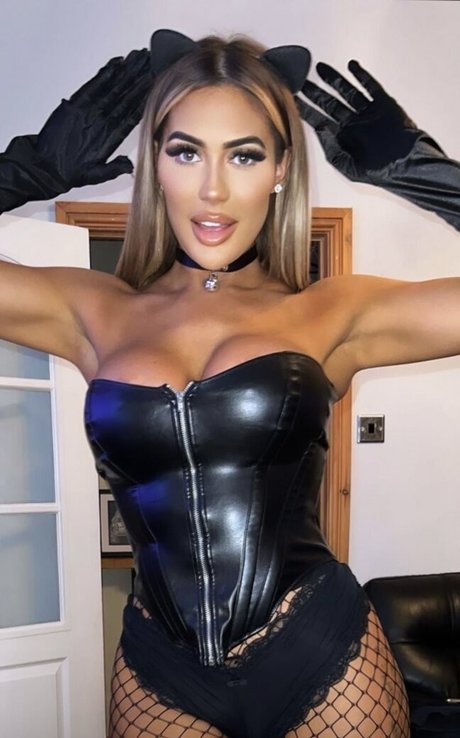 Nacktes geleaktes OnlyFans-Foto von Chloe Ferry
