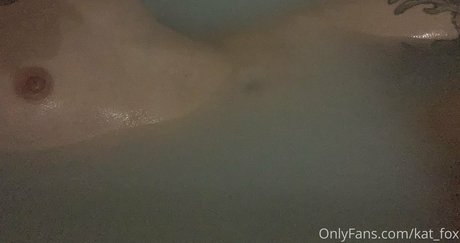 Nacktes geleaktes OnlyFans-Foto von Katfox