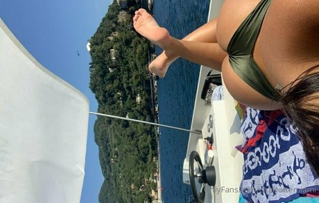 Nacktes geleaktes OnlyFans-Foto von Charlottemiami
