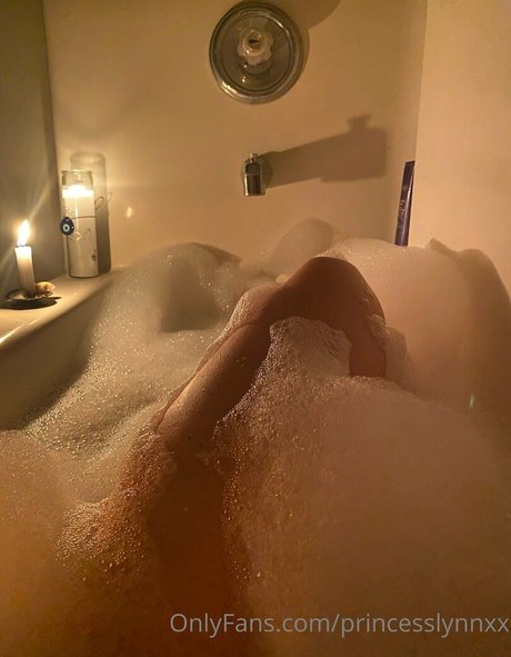 Nacktes geleaktes OnlyFans-Foto von Princesslynnxx