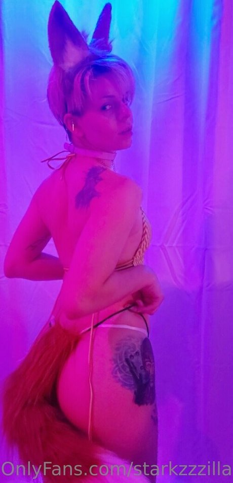 Nacktes geleaktes OnlyFans-Foto von Starkzzzilla