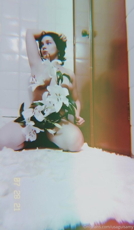 Nacktes geleaktes OnlyFans-Foto von Usaguisamy