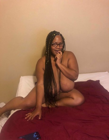 Nacktes geleaktes OnlyFans-Foto von Shaneii