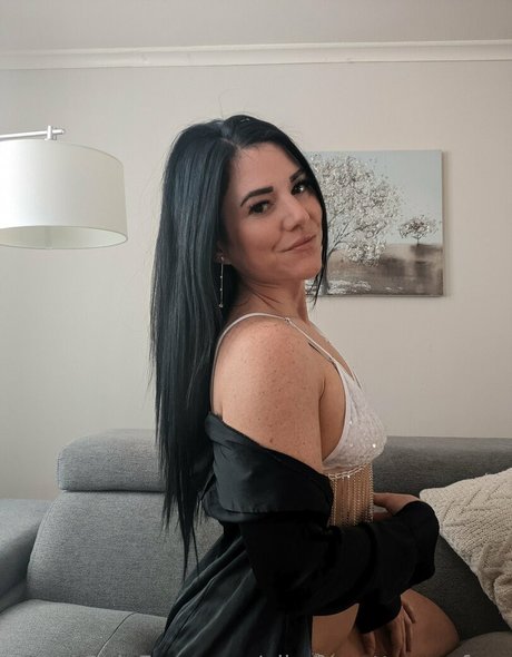 Nacktes geleaktes OnlyFans-Foto von Ylissaprettymanfree