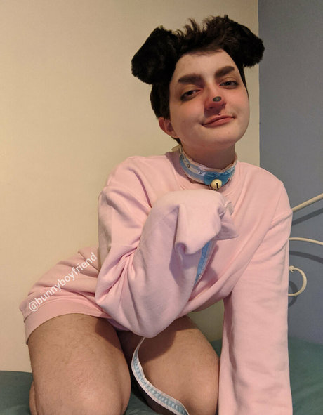 Nacktes geleaktes OnlyFans-Foto von Bunnyboyfriend