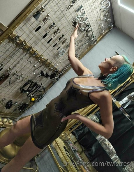 Nacktes geleaktes OnlyFans-Foto von Twistress