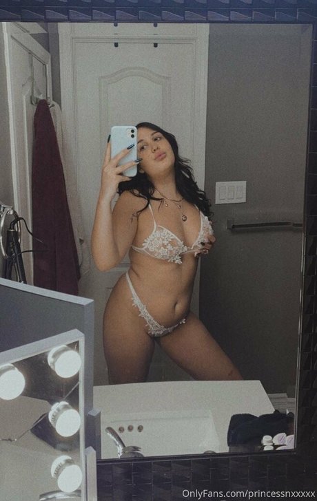Nacktes geleaktes OnlyFans-Foto von Princessnxxxxx