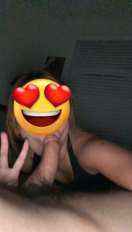 Nacktes geleaktes OnlyFans-Foto von Cherrymve