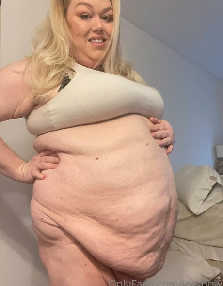 Nacktes geleaktes OnlyFans-Foto von Jessbbw