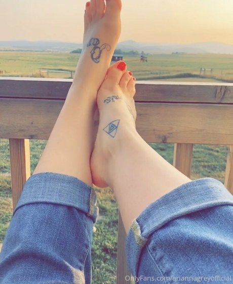 Nacktes geleaktes OnlyFans-Foto von Nudesplug