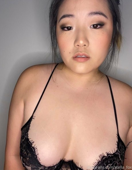 Nacktes geleaktes OnlyFans-Foto von Stellafox