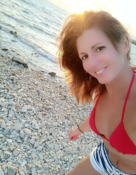 Nacktes geleaktes OnlyFans-Foto von Misshotcroatia