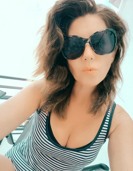 Nacktes geleaktes OnlyFans-Foto von Misshotcroatia