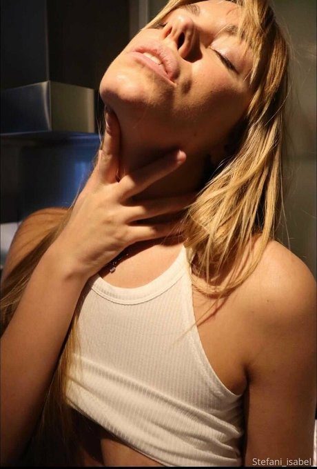 Nacktes geleaktes OnlyFans-Foto von Stefaniisabel