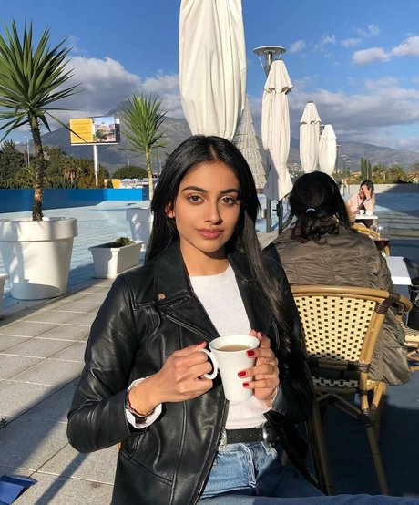Nacktes geleaktes OnlyFans-Foto von Banita Sandhu