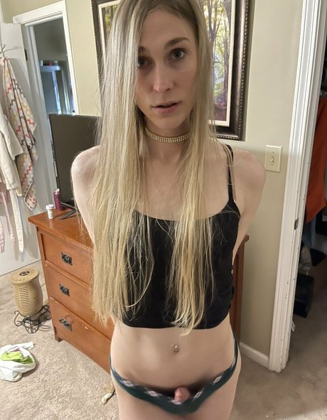 Nacktes geleaktes OnlyFans-Foto von Addibabeee