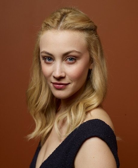 Sarah Gadon