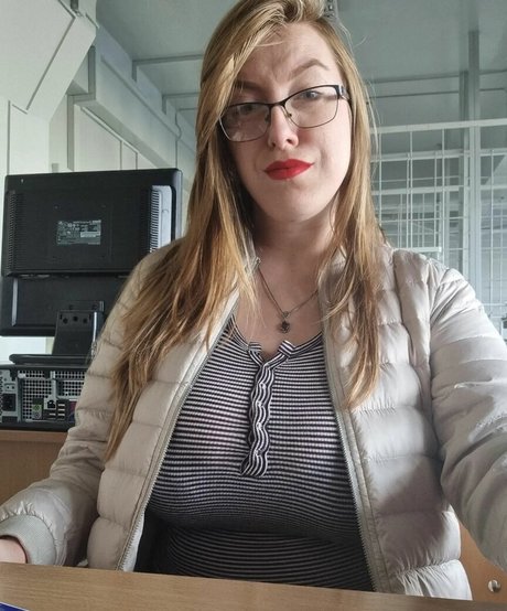 Nacktes geleaktes OnlyFans-Foto von Blondy1