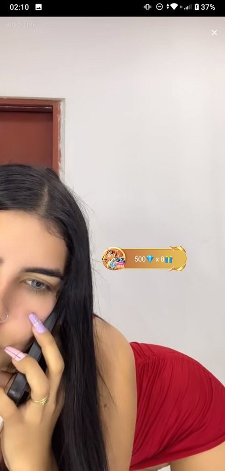 Nacktes geleaktes OnlyFans-Foto von Emipd