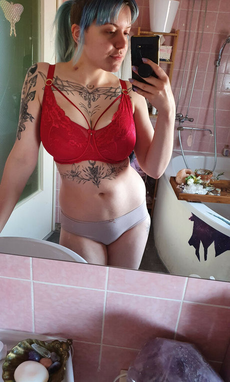 Nacktes geleaktes OnlyFans-Foto von Softcorecosplay