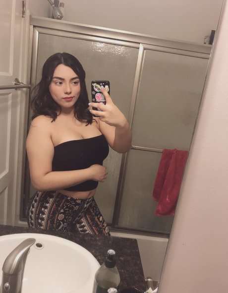 Nacktes geleaktes OnlyFans-Foto von April Maribel Espinoza