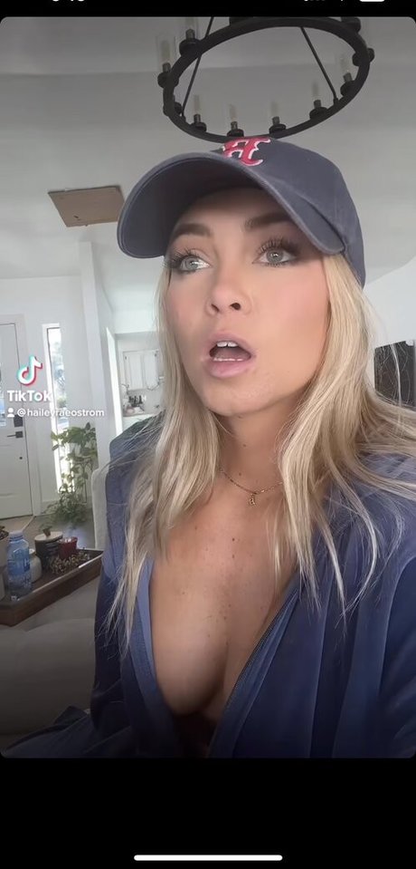 Nacktes geleaktes OnlyFans-Foto von Hailey Ostrom
