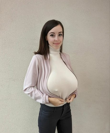 Nacktes geleaktes OnlyFans-Foto von Lilla Dekany