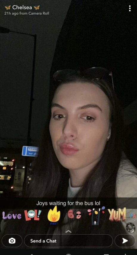 Nacktes geleaktes OnlyFans-Foto von Chelsea Rowlinson