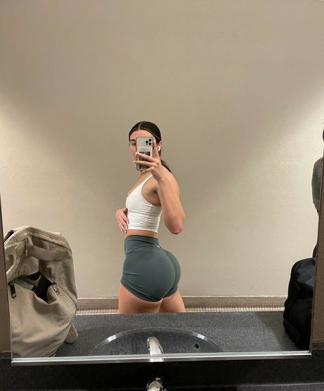 Nacktes geleaktes OnlyFans-Foto von Courtney Dow