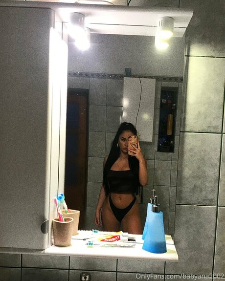 Nacktes geleaktes OnlyFans-Foto von Babyana2002