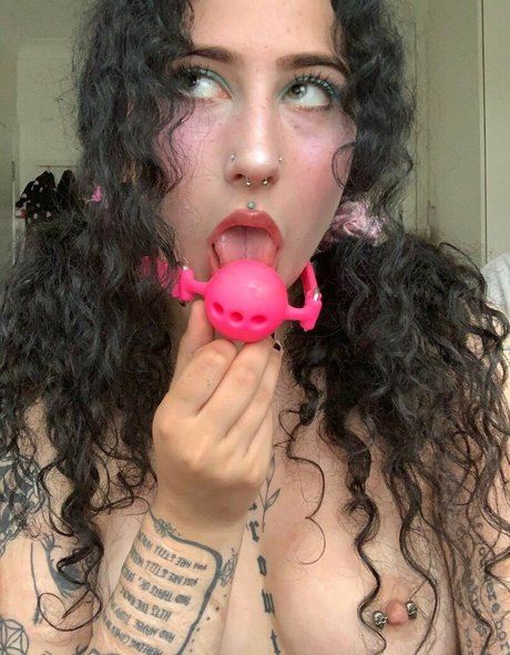 Nacktes geleaktes OnlyFans-Foto von Chlo Lunaa