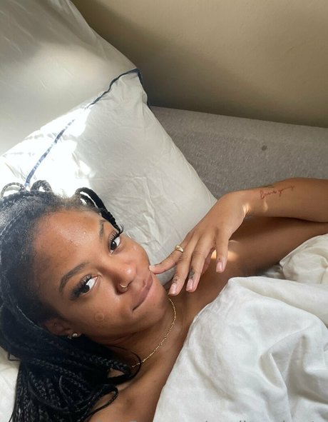 Nacktes geleaktes OnlyFans-Foto von Minnie