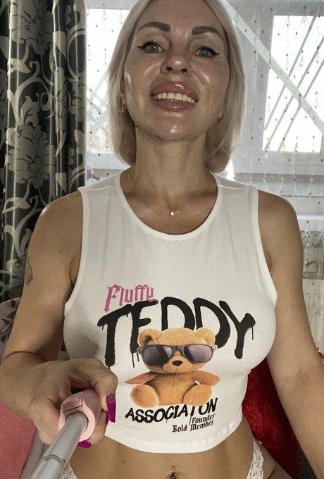 Nacktes geleaktes OnlyFans-Foto von Hotnessi