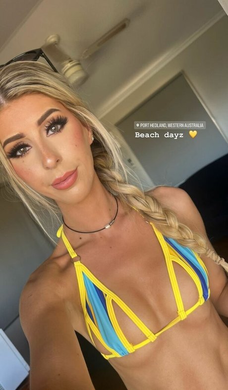 Nacktes geleaktes OnlyFans-Foto von Sarah Jongeling