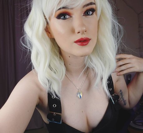 Nacktes geleaktes OnlyFans-Foto von Ashi